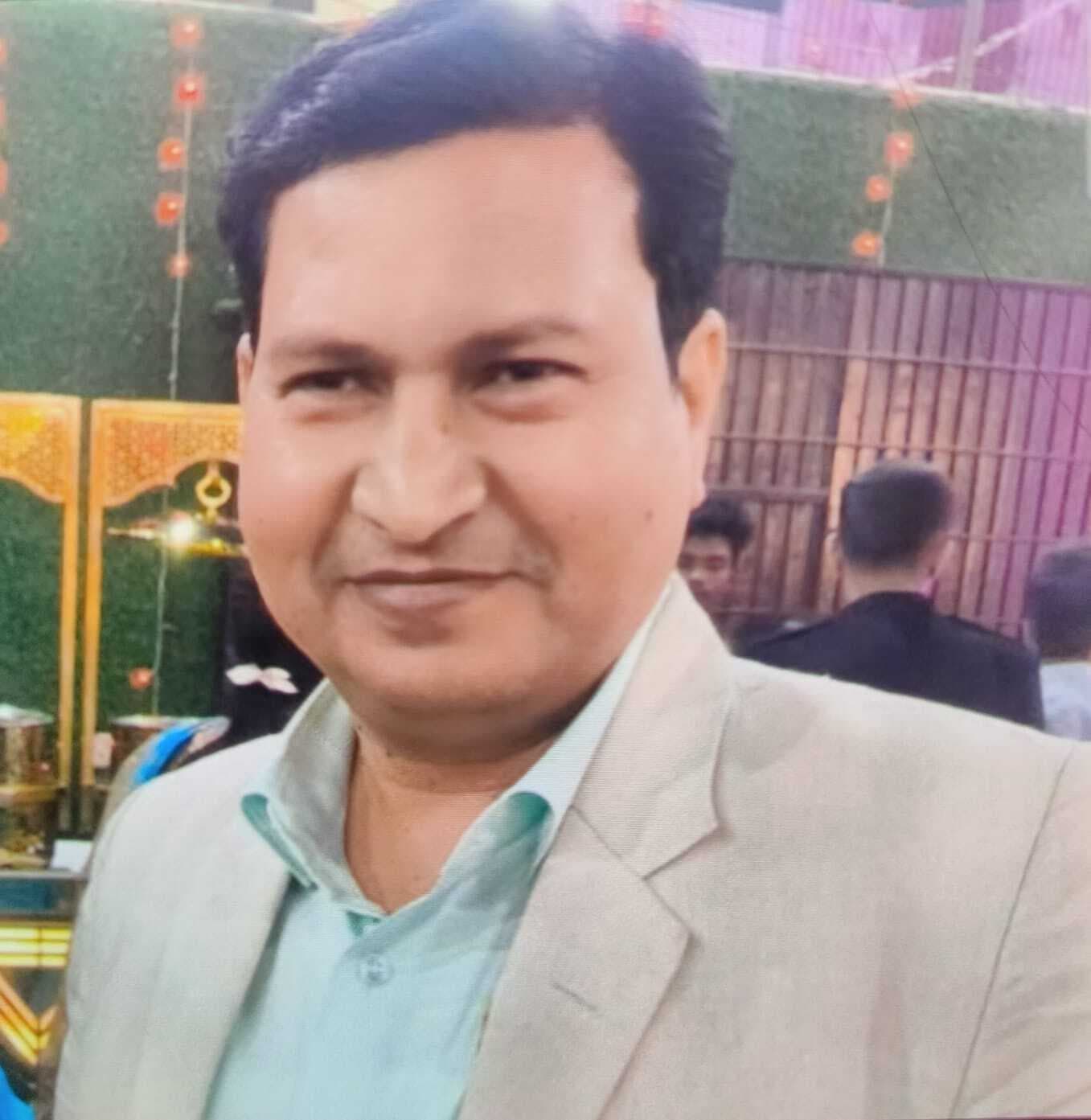 hajipur news. 11 करोड़ से सर्किट हाउस के पिछले हिस्से में बन रहा खेल भवन