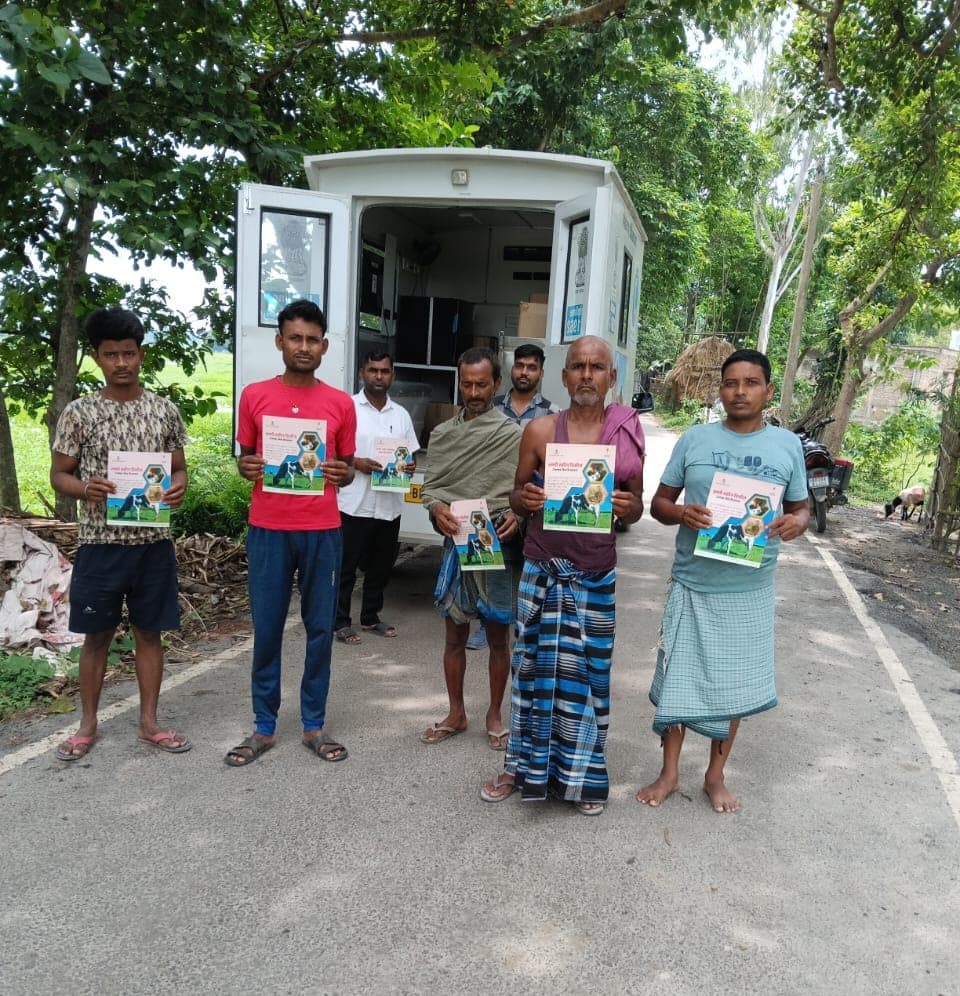 पशुओं में लंपी बीमारी से बचाव को लेकर पशुओं में लगायें मुफ्त टीका, चिकित्सक