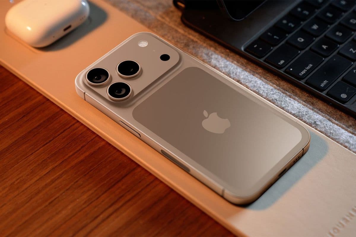 iPhone 17 Series: भारत में कितने में मिलेंगे आईफोन 17 सीरीज के स्मार्टफोन्स? लीक रिपोर्ट्स में हुआ खुलासा