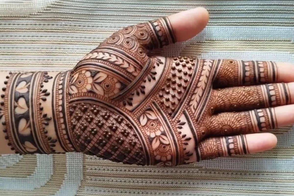 karma mehndi desigen