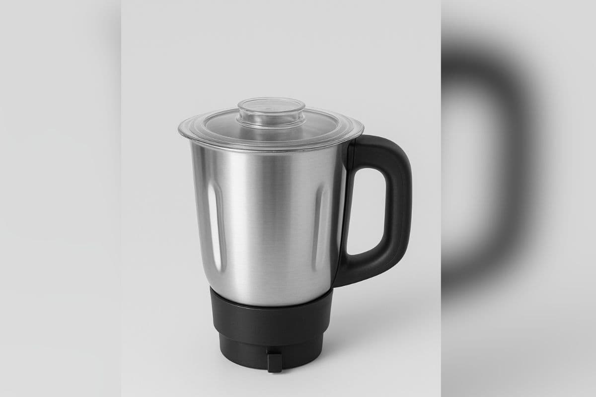 Kitchen Tips: मिक्सर जार से दाग को करें दूर, इन आसान तरीकों से चमकाएं