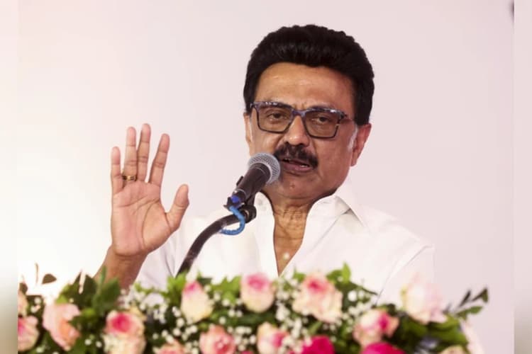 Video: Voter Adhikar Yatra में फिसली स्टालिन की जुबान, वीडियो में देखिए राहुल गांधी को क्या बोल दिए