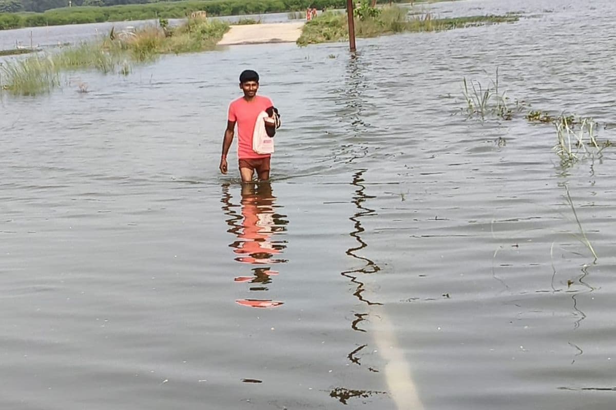 Bihar Flood: बिहार में कमला बलान नदी का कहर, दरभंगा के इन आठ गांवों में मचा तबाही