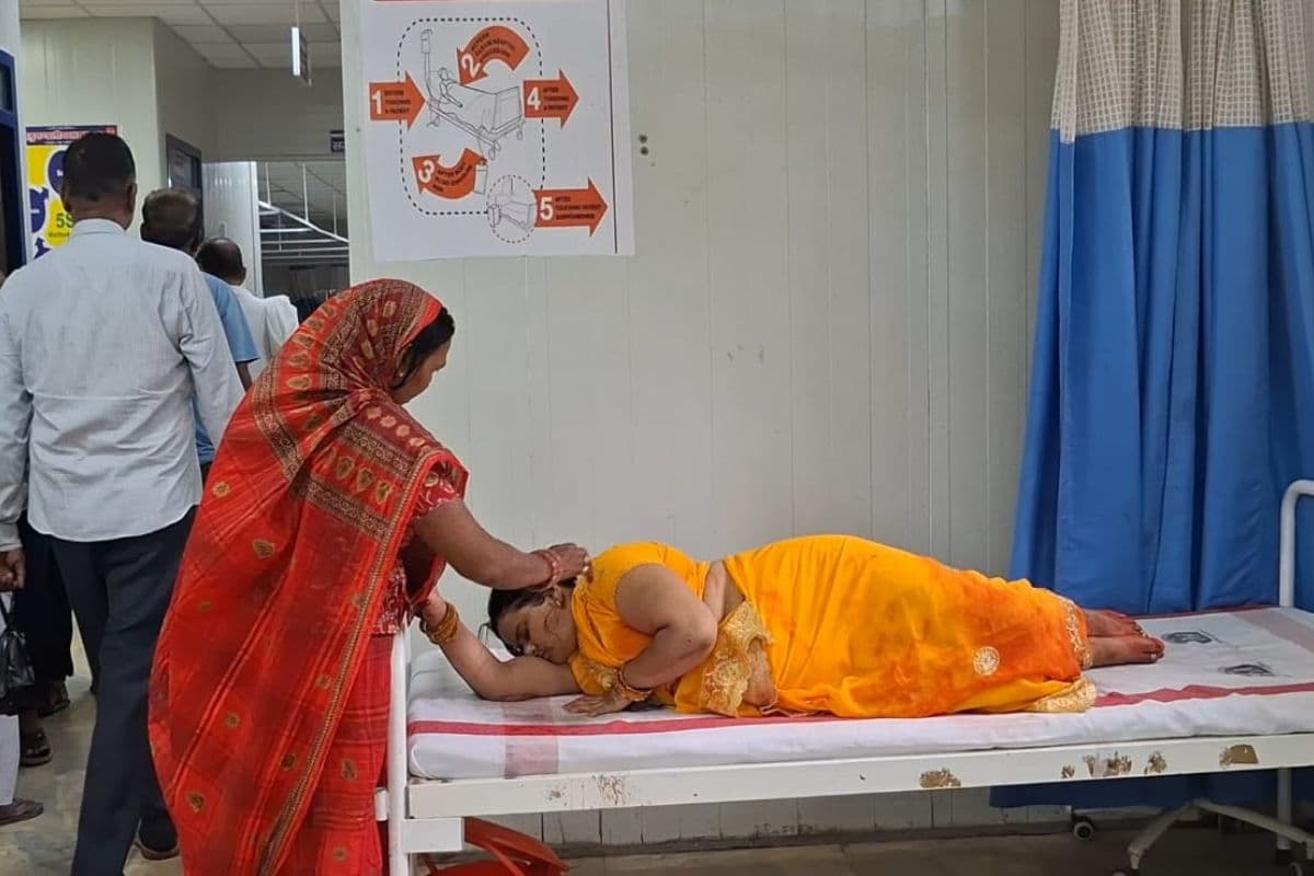 Bihar News: बगहा में NH-727 पर पिकअप-ऑटो में भीषण टक्कर, बच्ची की मौत