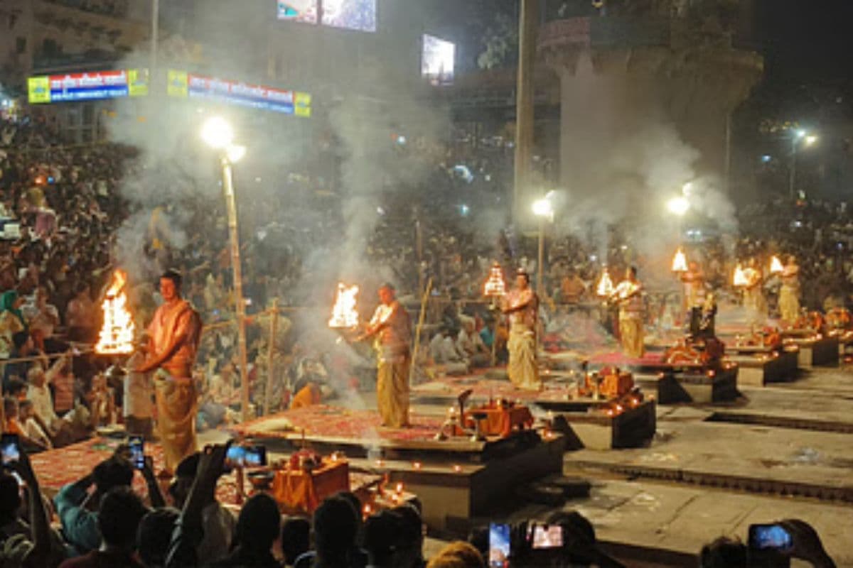 Bihar News you will able to enjoy Ganga Aarti of Banaras ghat seen in modern look Bihar News you will able to enjoy Ganga Aarti of Banaras ghat seen in modern look