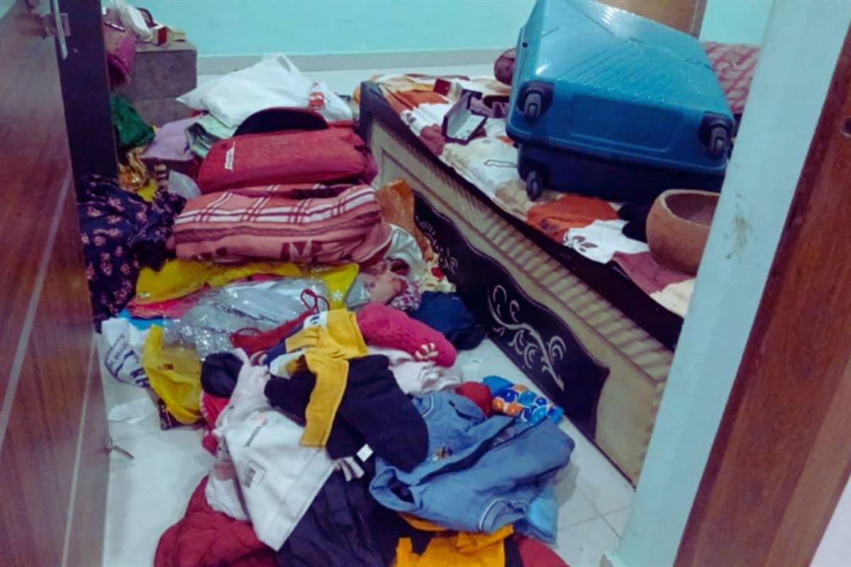 Bihar News: घर में गहरी नींद में सोए थे परिवार के लोग, तभी लाखों के गहने और पैसे उड़ा ले गए चोर