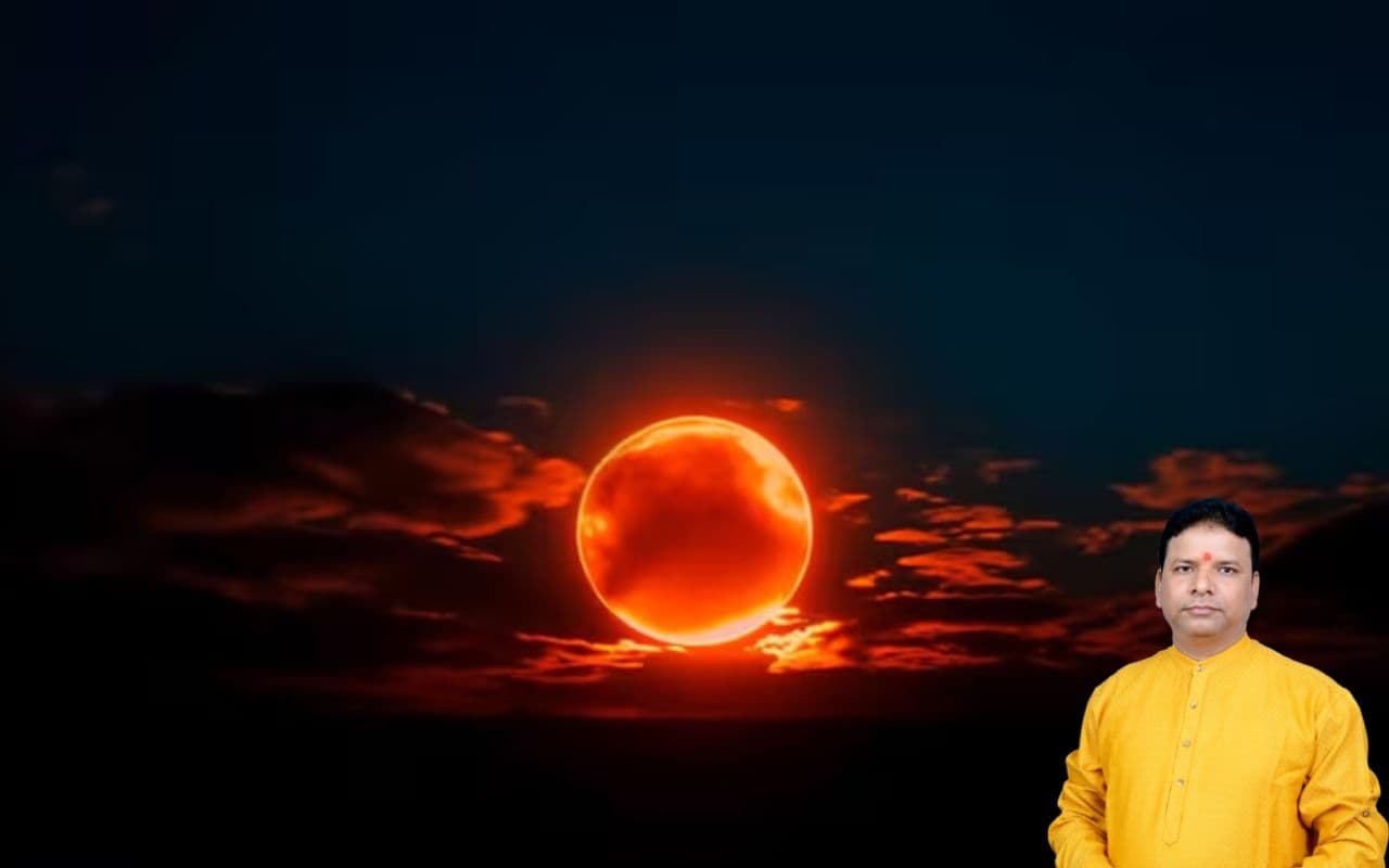 Chandra Grahan 2025: साल के दूसरे चंद्र ग्रहण का भारत पर पड़ेगा असर, जानें 12 राशियों पर प्रभाव और उपाय