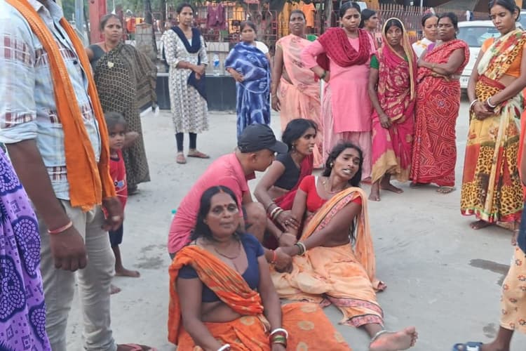 Patna News: पटना में सेप्टिक टैंक की शटरिंग खोल रहे दो मजदूरों की मौत, दबने से चचेरे भाइयों की गयी जान