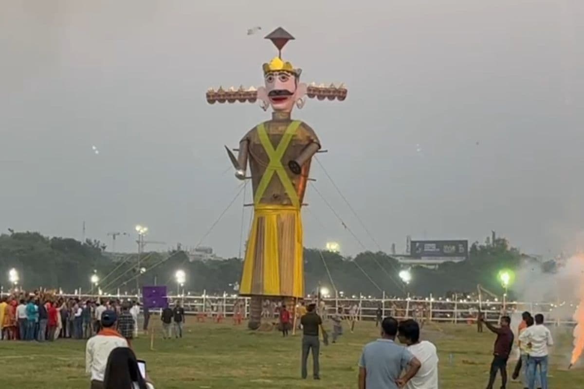 Durga Puja 2025 Ravana vadh by dividing it into four sectors monitoring from watch towers Durga Puja 2025 Ravana vadh by dividing it into four sectors monitoring from watch towers