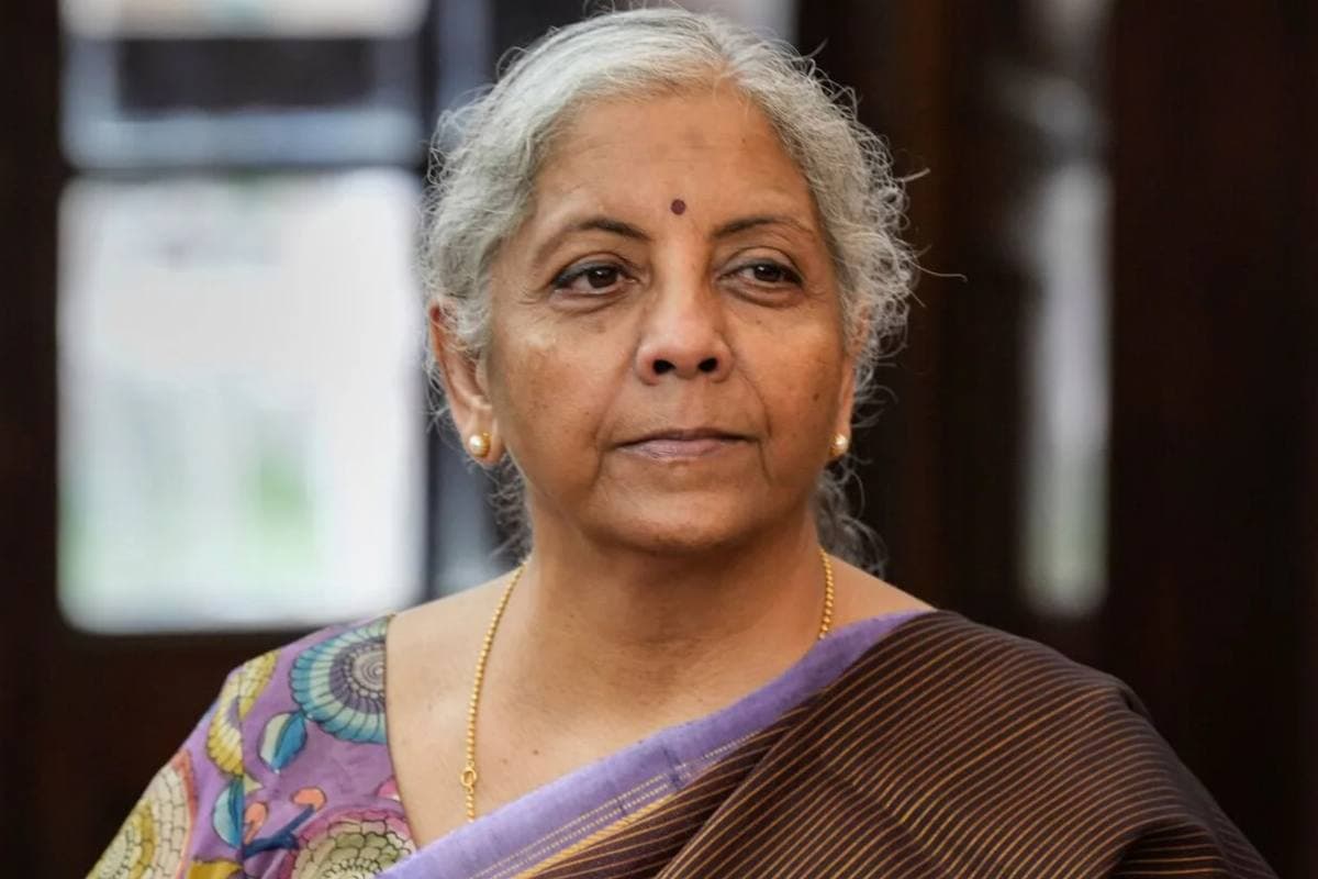 GST Rates 2025: नई जीएसटी दरों से सस्ता होगा स्टेशनरी सामान, पढ़ाई का खर्च घटेगा