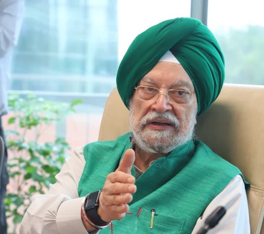 PMUY: उज्ज्वला योजना के तहत 25 लाख अतिरिक्त एलपीजी कनेक्शन जारी करने को मिली मंजूरी