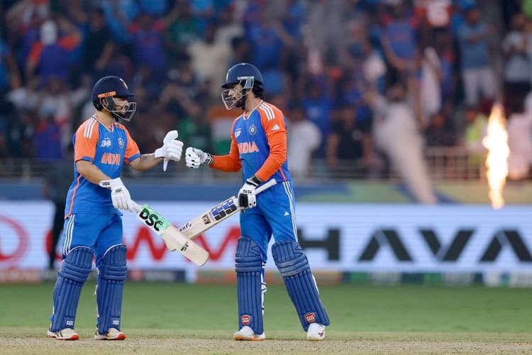 India vs Pakistan Asia Cup 2025 Final: भारत को लगा जीत का तिलक, पाकिस्तान को हरा बना चैंपियन