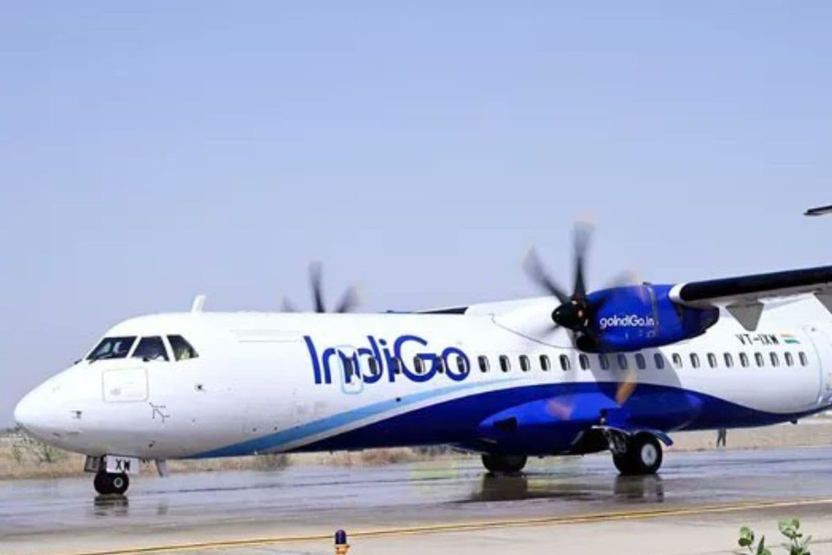 IndiGo Flight: कोलकाता जा रहा इंडिगो का विमान पक्षी से टकराया, बड़ा हादसा टला