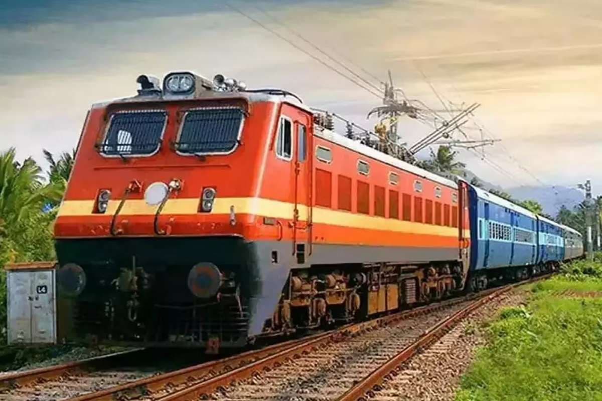 Indian Railways: दिवाली-छठ पर बिहार आने वाली दो नई स्पेशल ट्रेनों का ऐलान, जानें पूरा शेड्यूल