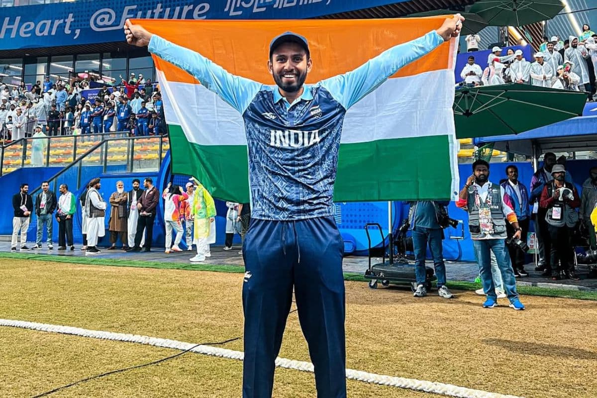 NDA में 25 नंबर के लिए बल्ला थामा, वीडियो देख खेलना सीखा, छोटे शहर के इस स्टार क्रिकेटर की कहानी है खास