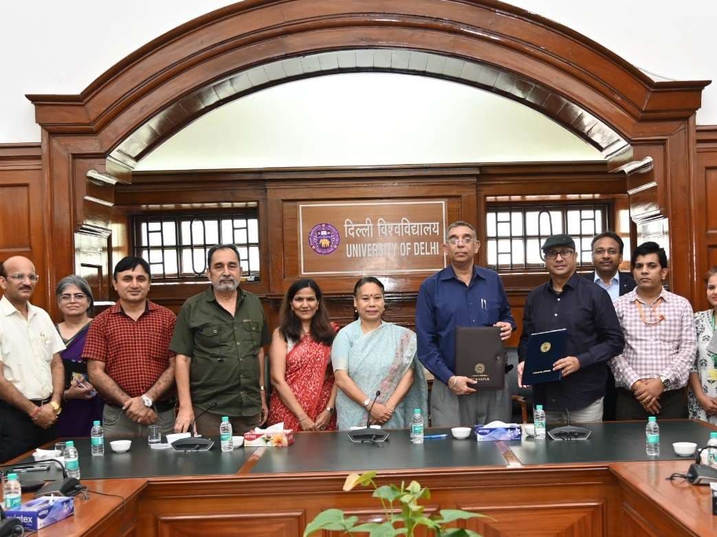 DU: शोध और शैक्षणिक सुधार के लिए डीयू और आईआईटी कानपुर मिलकर करेंगे काम