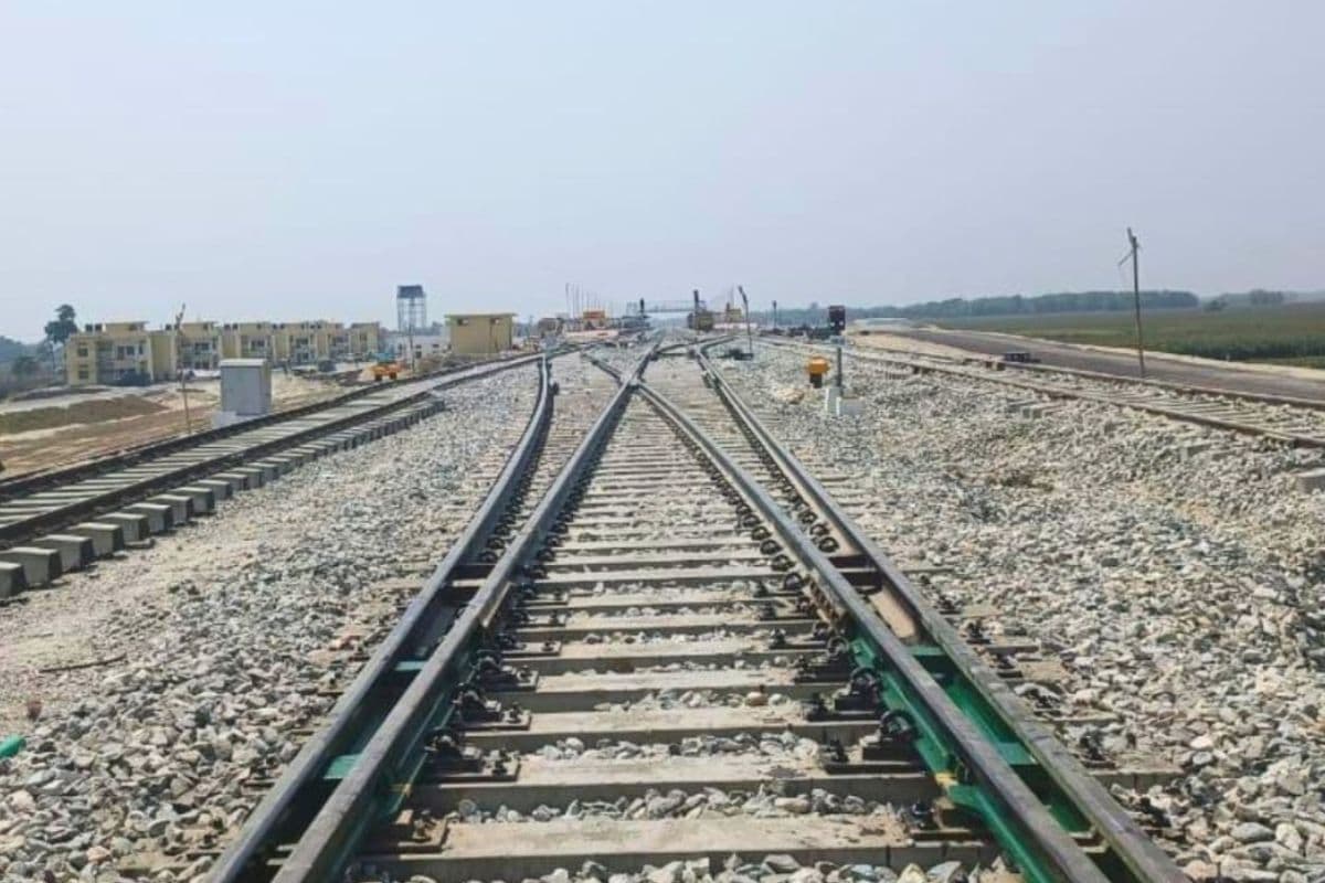New Rail Line Bihar: जल्द ही शेखपुरा-बरबीघा रेल लाइन पर दौड़ सकती है ट्रेन, इन रूटों से होकर पहुंचेगी दानापुर