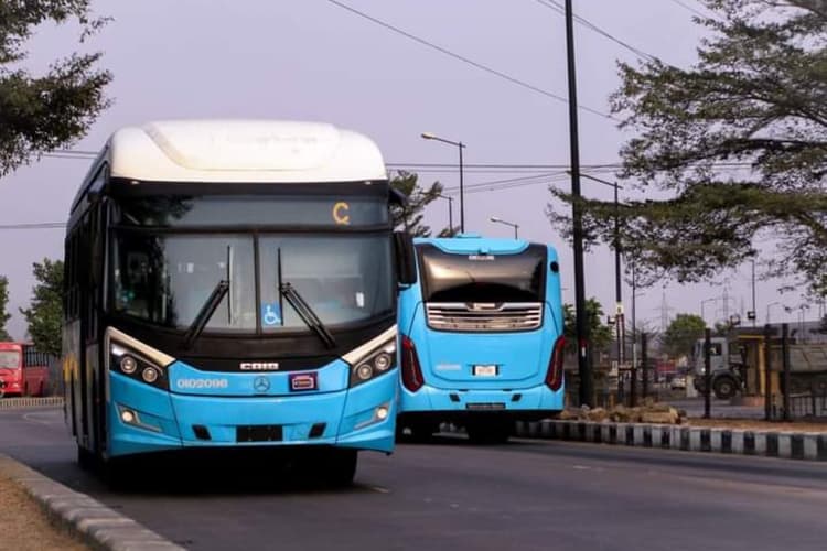 नीतीश सरकार की बड़ी सौगात, त्योहारों में बिहार आने वालों को बसों के किराए में मिलेगी विशेष छूट