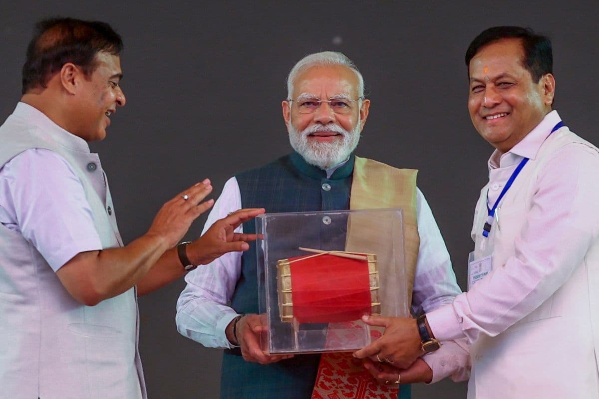 PM Modi Assam Visit: पीएम मोदी ने बांस से इथेनॉल तैयार करने वाले प्लांट का किया उद्घाटन, 50000 से अधिक लोगों को होगा लाभ