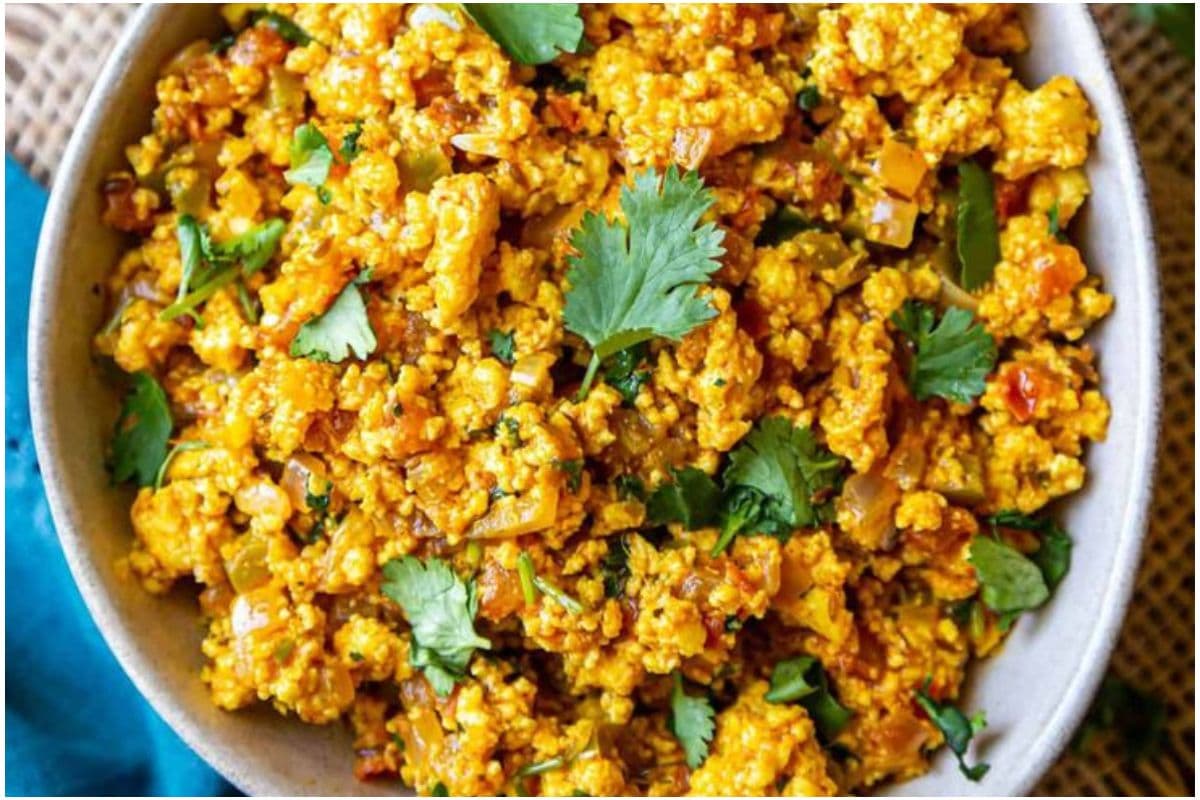 Paneer Bhurji Recipe: मिनटों में घर पर बनाएं ढाबा स्टाइल टेस्टी पनीर भुर्जी