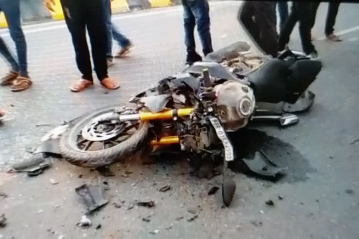 Patna News: पटना के अटल पथ पर भीषण हादसा, बेकाबू कार ने कई बाइक सवारों को रौंदा