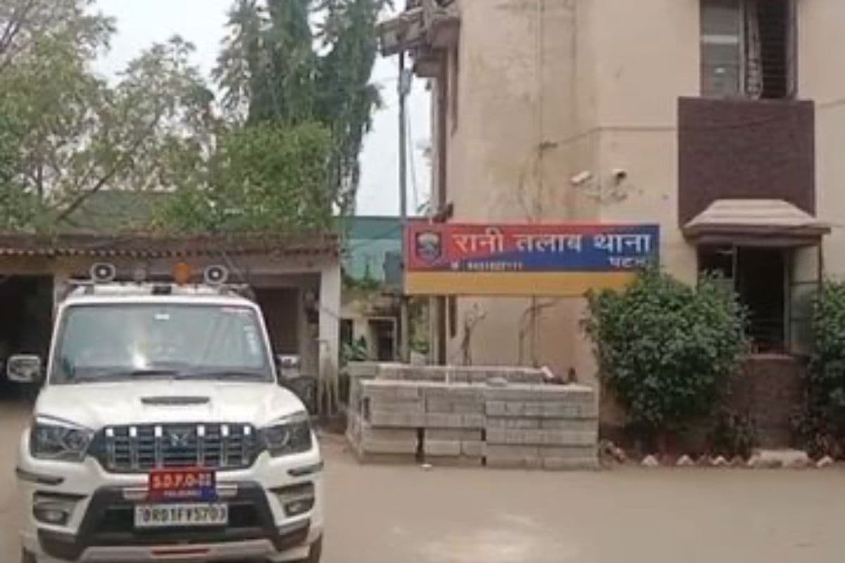 पटना पुलिस की दबिश में कुख्यात अपराधी नाथून मोची गिरफ्तार, हथियारों के जखीरे संग पकड़ा गया