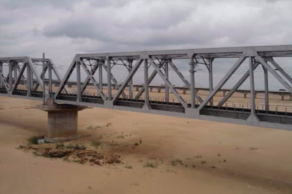 Railway bridge built in Bhagalpur