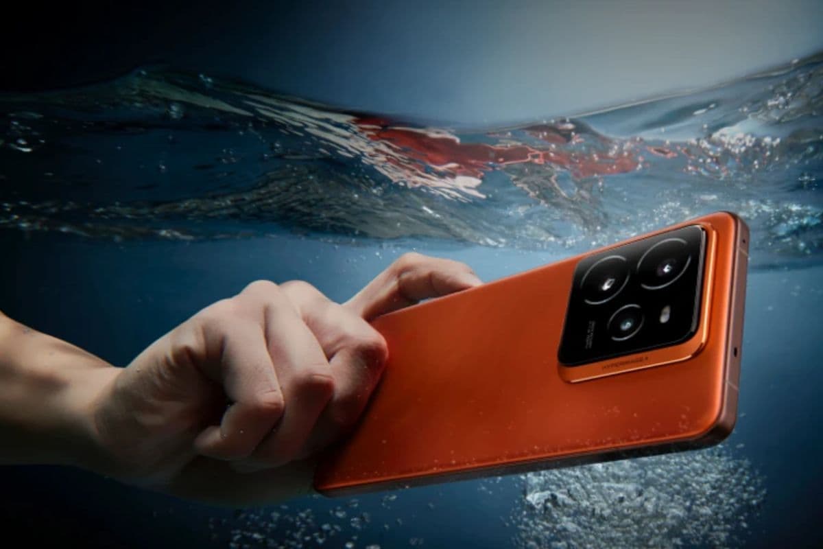 Amazon Sale 2025: पावरफुल प्रोसेसर वाला Realme GT 7 Pro हुआ बेहद सस्ता, देखें कितनी रह गयी कीमत