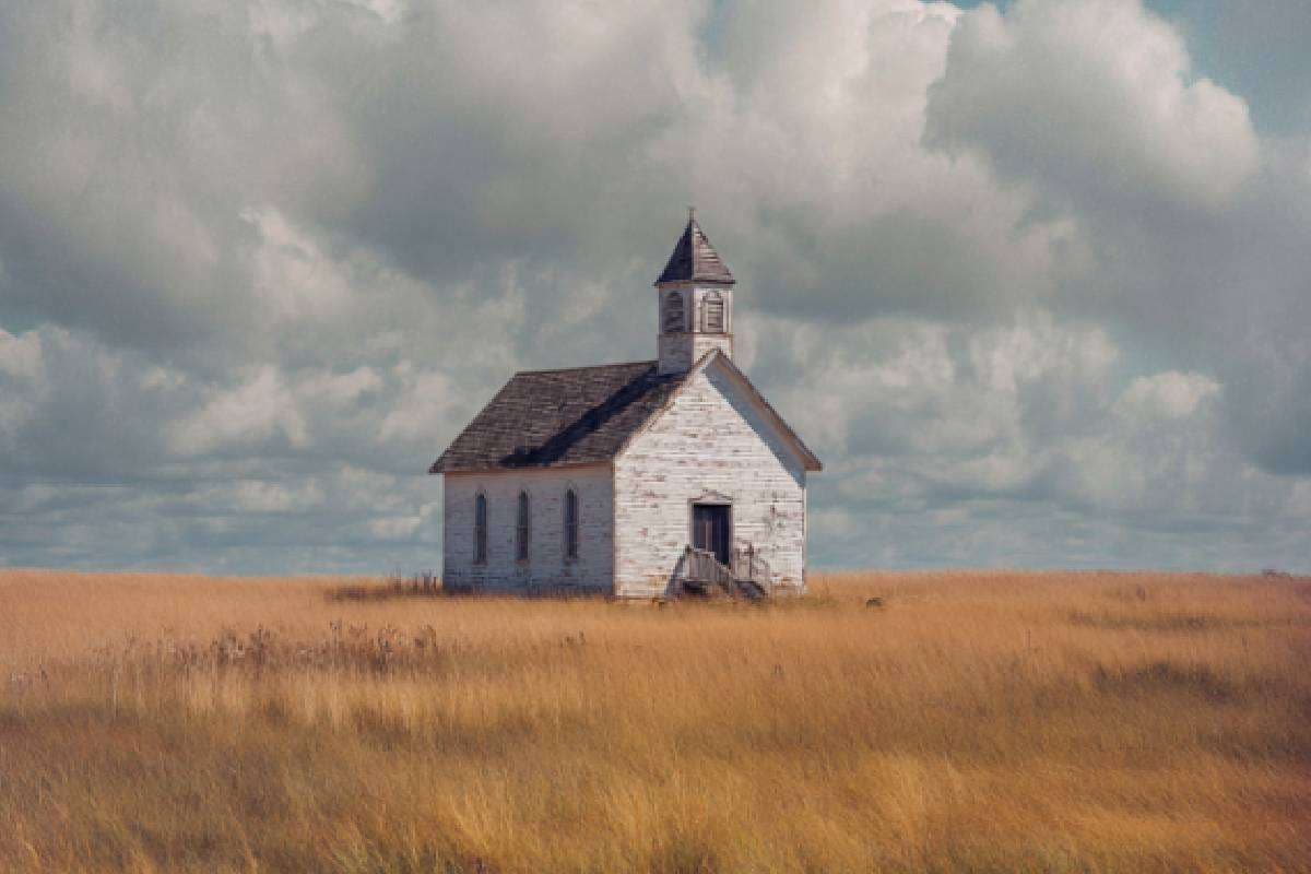 Religious Conversion : खेत में मलखान ने बनाया चर्च, लोगों को चुपचाप बुलाकर बनाता था ईसाई