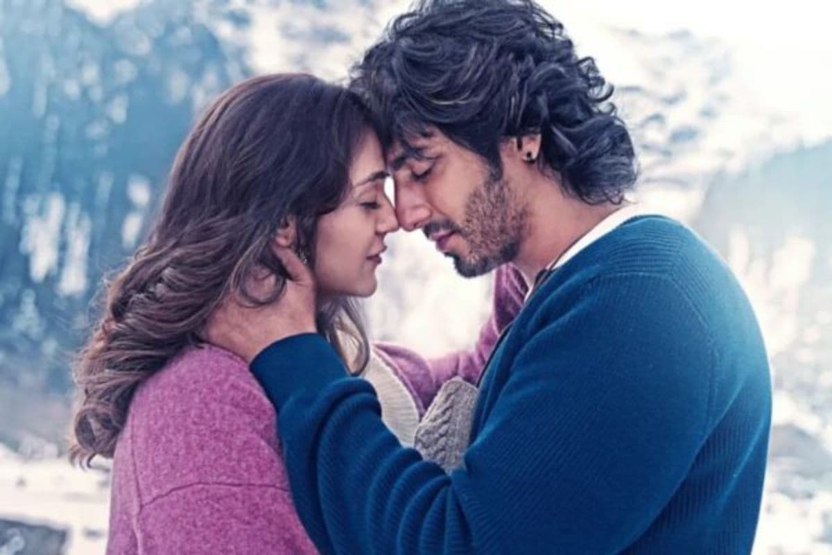 Saiyaara Blockbuster or Flop: अहान-अनीत की 'सैयारा' की 54वें दिन भी नहीं थमी कमाई, 60 करोड़ के बजट पर बनी फिल्म, जानें ब्लॉकबस्टर या फ्लॉप