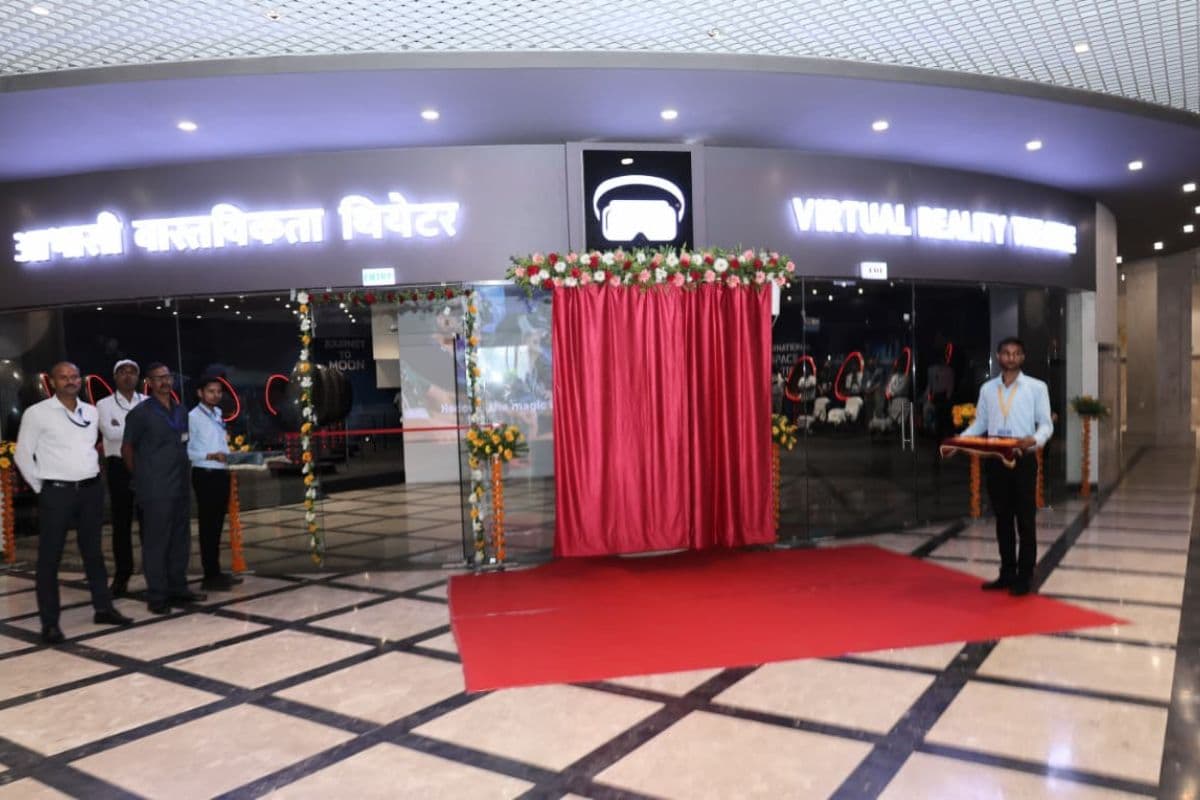Photos: तारामंडल में अब लोग ले सकेंगे वर्चुअल रियलिटी थिएटर का मजा, सीएम नीतीश ने किया उद्घाटन