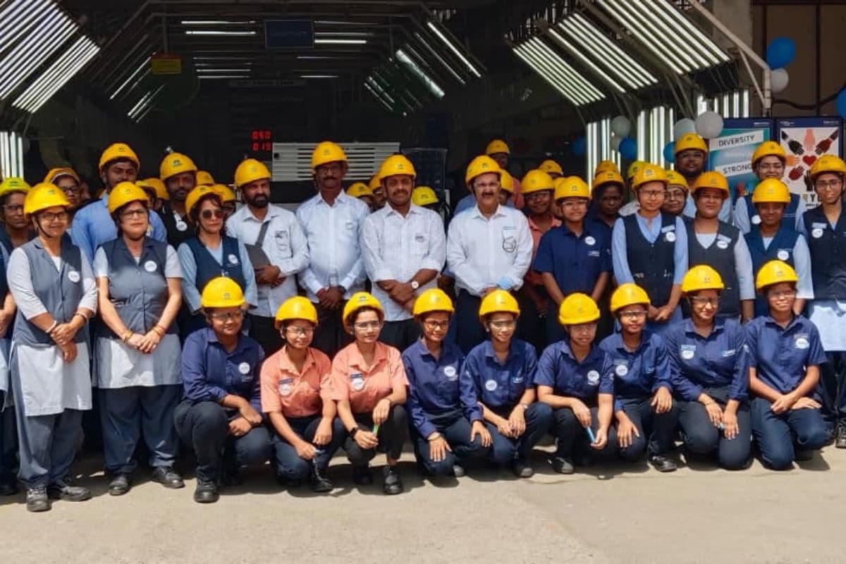 टाटा मोटर्स ने महिलाओं को सौंपी पूरी असेंबली लाइन की जिम्मेदारी