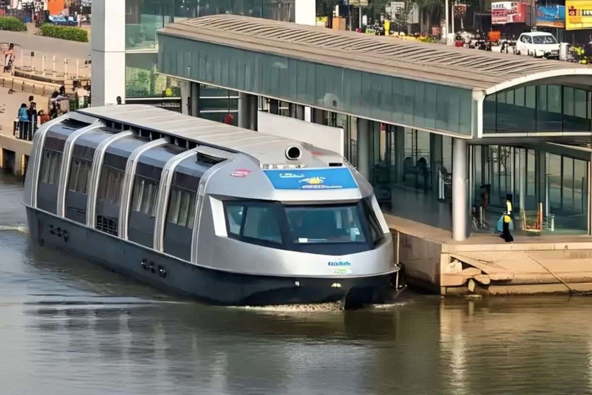 Water Metro: गंगा पर दौड़ेगी वाटर मेट्रो ,दशहरा से पहले पटना में शुरू होगी नई यात्रा