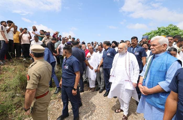 Home Ministry: जम्मू-कश्मीर के लोगों के साथ मजबूती से खड़ी है मोदी सरकार