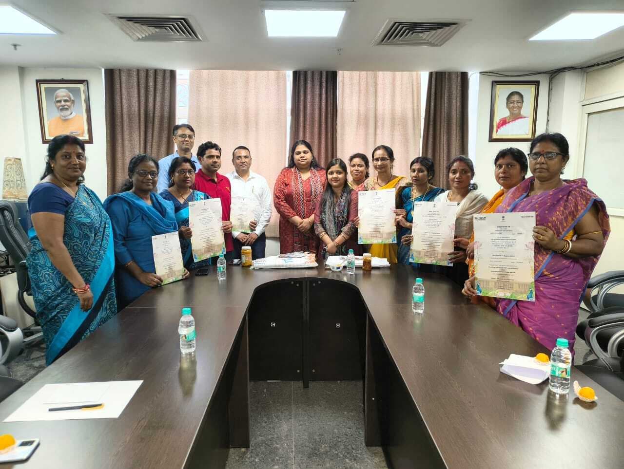 Ranchi news : राष्ट्रीय प्रदर्शनी में झारखंड की महिलाओं का परचम, 1.50 लाख की हुई बिक्री