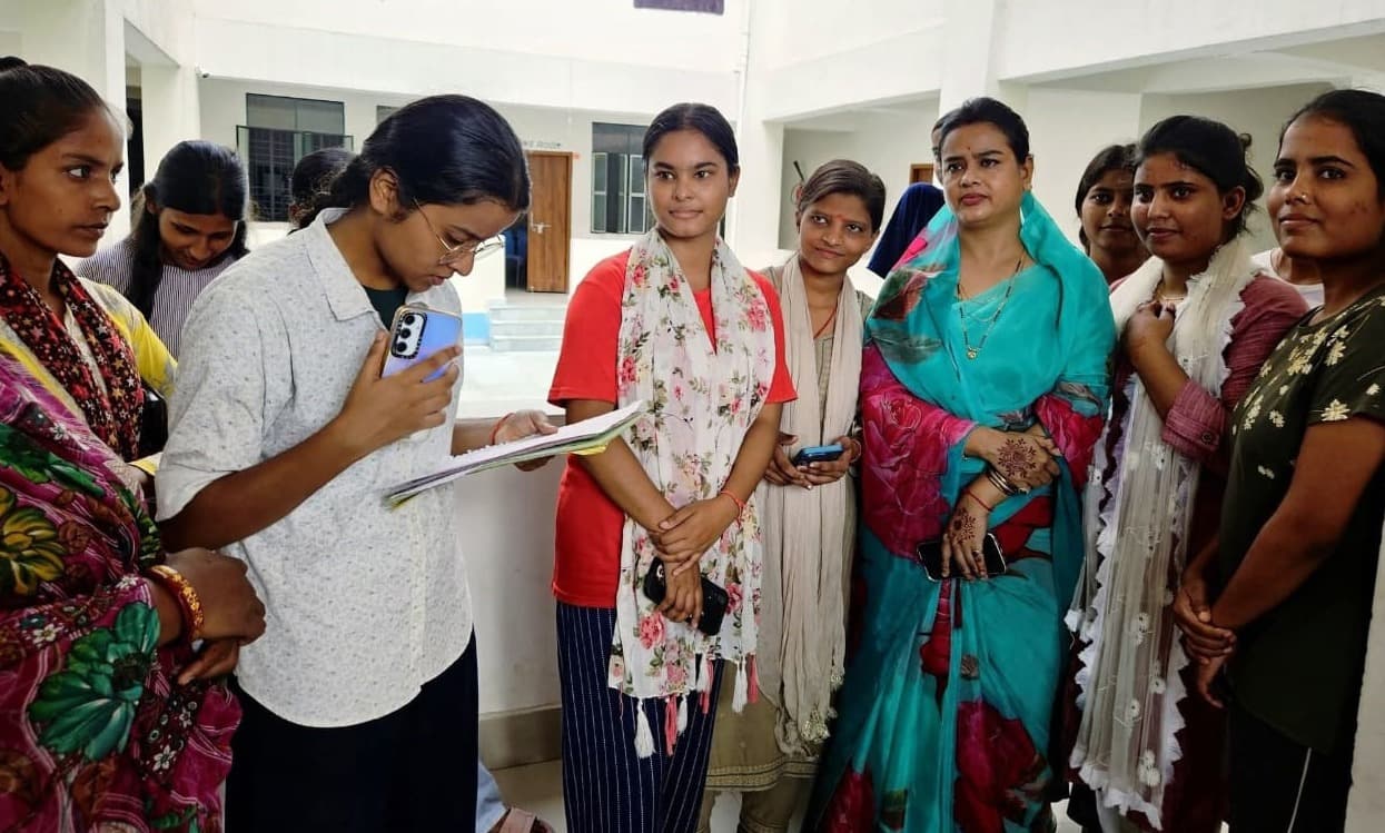 बच्चियों को पौष्टिक भोजन करायें उपलब्ध : पल्लवी गुप्ता