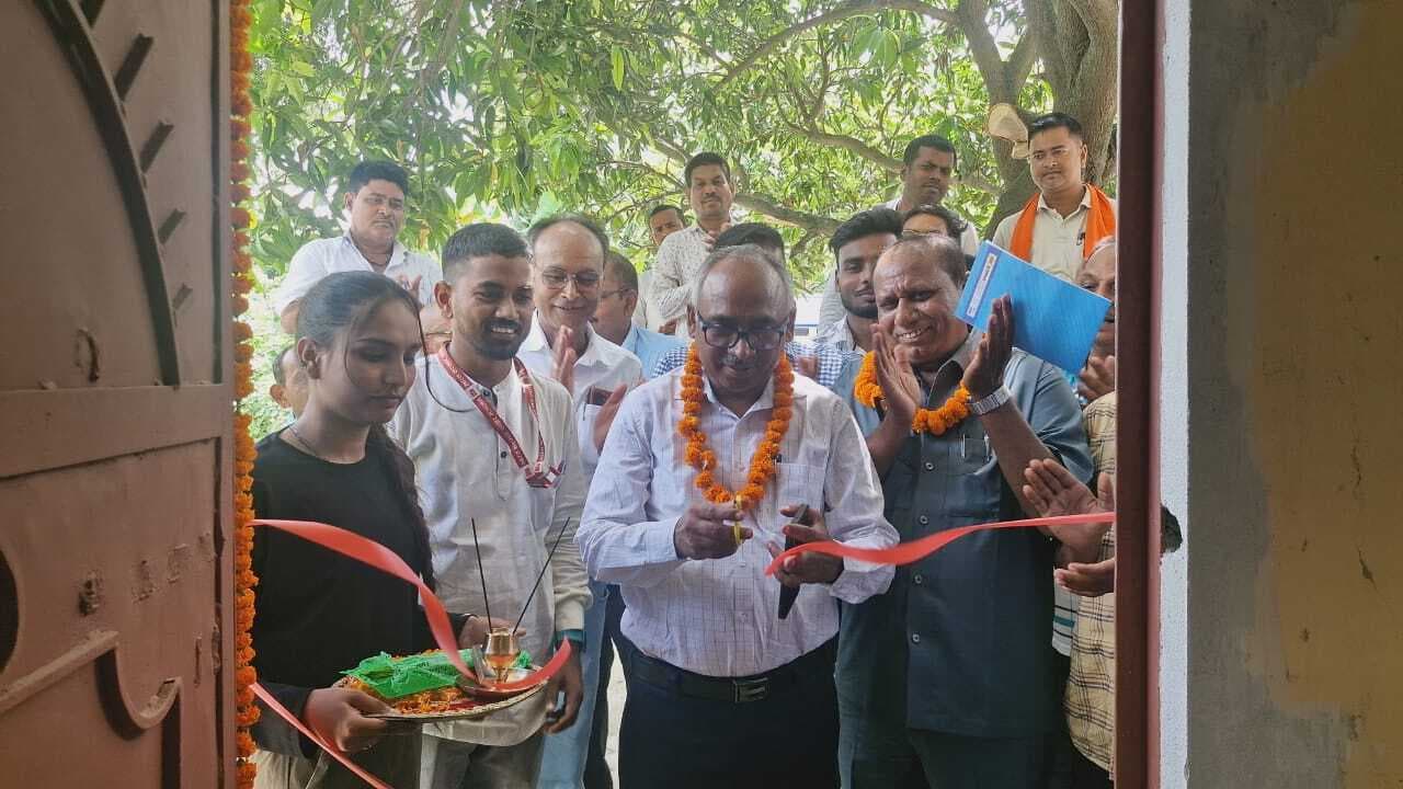 Samastipur News:बलुआही उप डाकघर के नए भवन का डाक अधीक्षक ने किया उद्घाटन