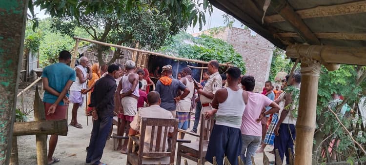 पानी भरे गड्ढे में डूबने से बालिका की मौत