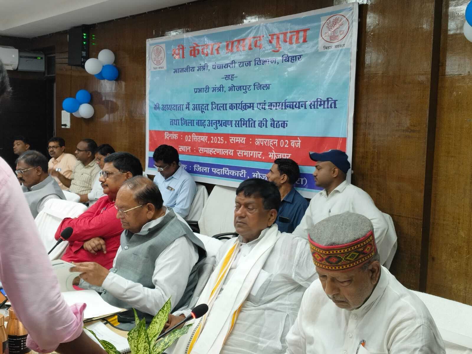 जनकल्याणकारी योजनाओं का लाभ पारदर्शिता के साथ जनता तक पहुंचाएं : मंत्री