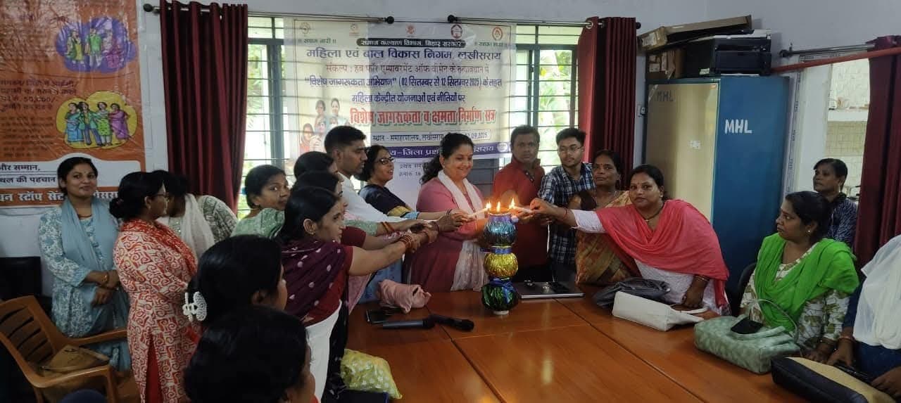 जागरूकता शिविर में महिला सुरक्षा व अधिकारों की दी जानकारी