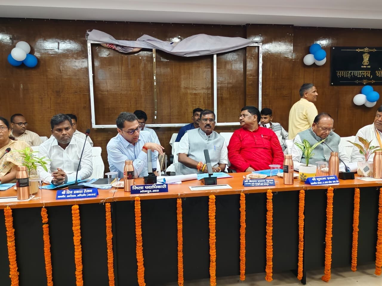 बाढ़ प्रबंधन के लिए स्थायी समाधान पर बल देने की जरूरत : मंत्री