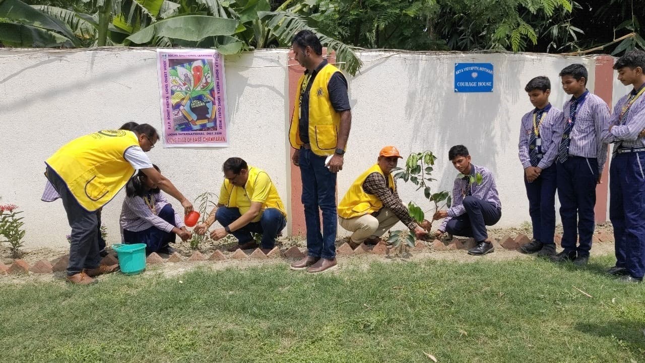 Motihari: विद्यार्थियों को गुड टच और बैड टच को ले दिया गया प्रशिक्षण