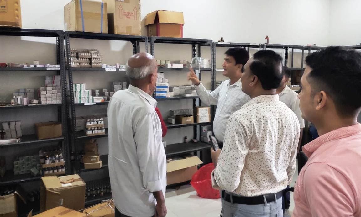 मॉडल अस्पताल का डीपीएम ने किया निरीक्षण, कमियों को सुधार का दिया निर्देश