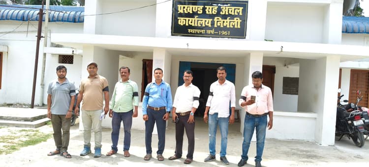 कार्यपालक सहायकों का विरोध आंदोलन शुरू, सात से हड़ताल की चेतावनी