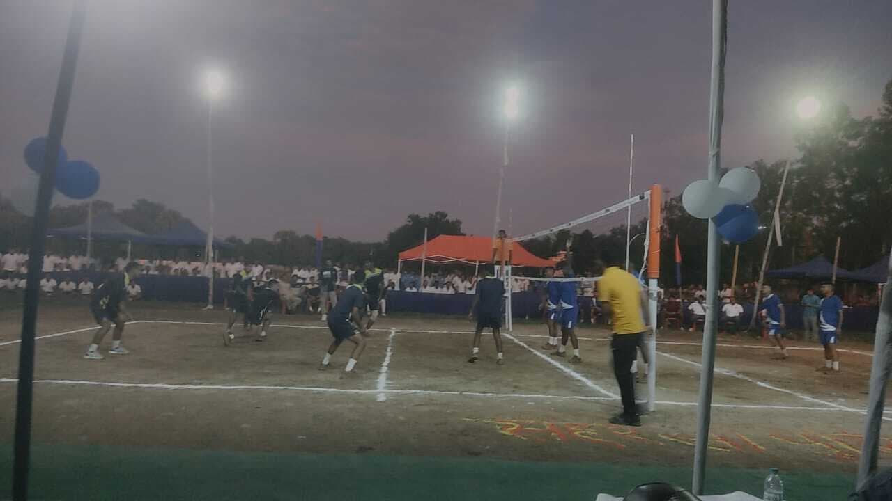 प्रमंडल स्तरीय वॉलीबॉल प्रतियोगिता का हुआ आयोजन, सहरसा का रहा दबदबा