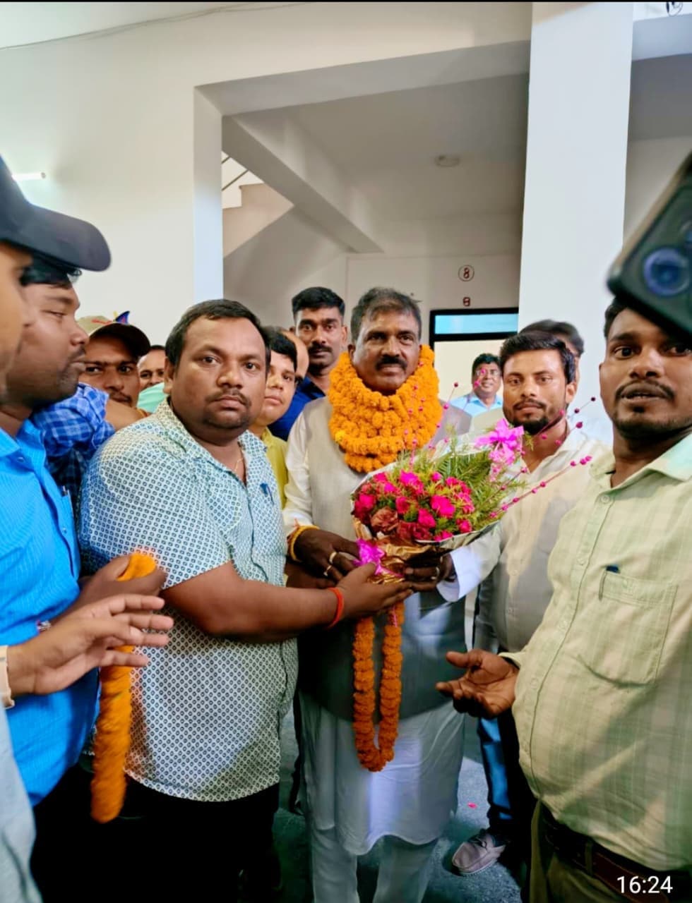 ग्राम सचिवालय के रूप में विकसित करना है पंचायत सरकार भवन : केदार प्रसाद