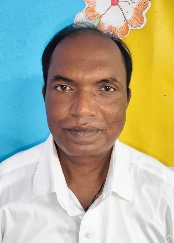 शिक्षक दिवस का बदल रहा स्वरूप, दीख रही भौतिकवाद की धमक