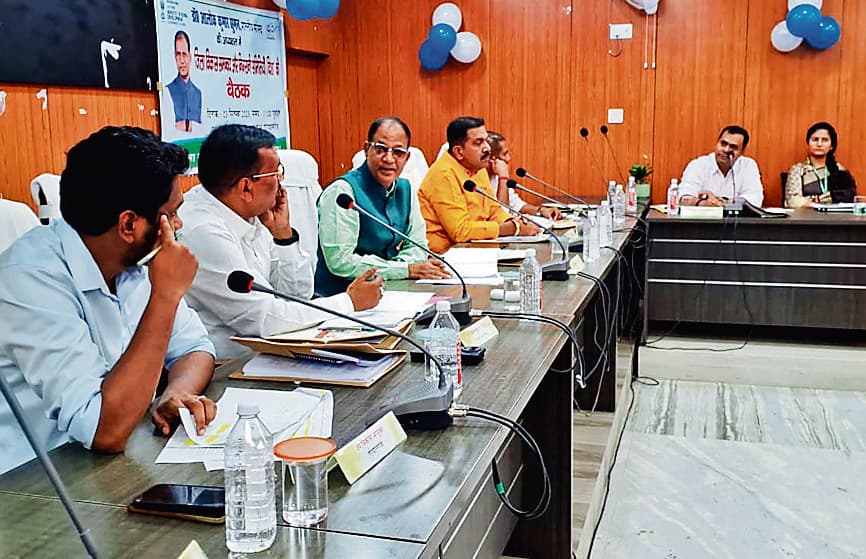 Gopalganj News : बलथरी चेकपोस्ट पर माफियागिरी और अवैध इंट्री की जांच के लिए बनी कमेटी