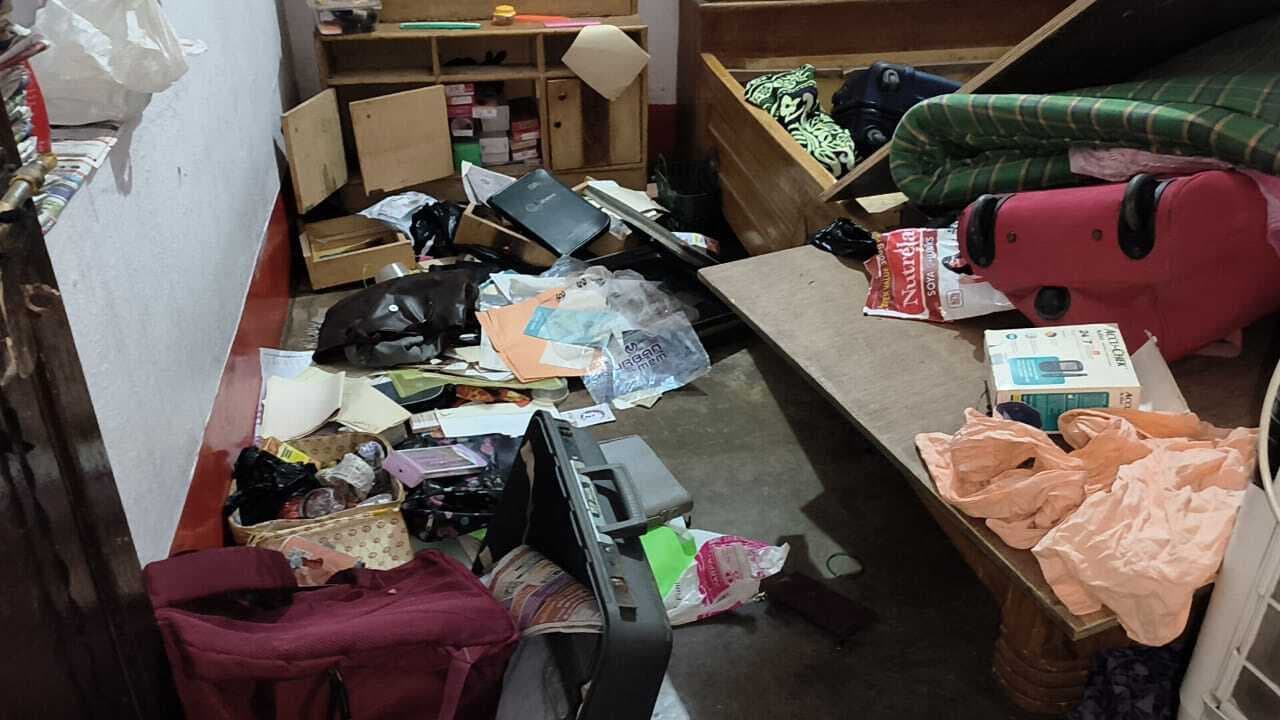 दो घरों से लाखों के जेवरात की चोरी