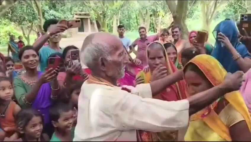 Madhubani News : 70 वर्षीय वृद्ध व 65 की विधवा महिला ने रचाई शादी